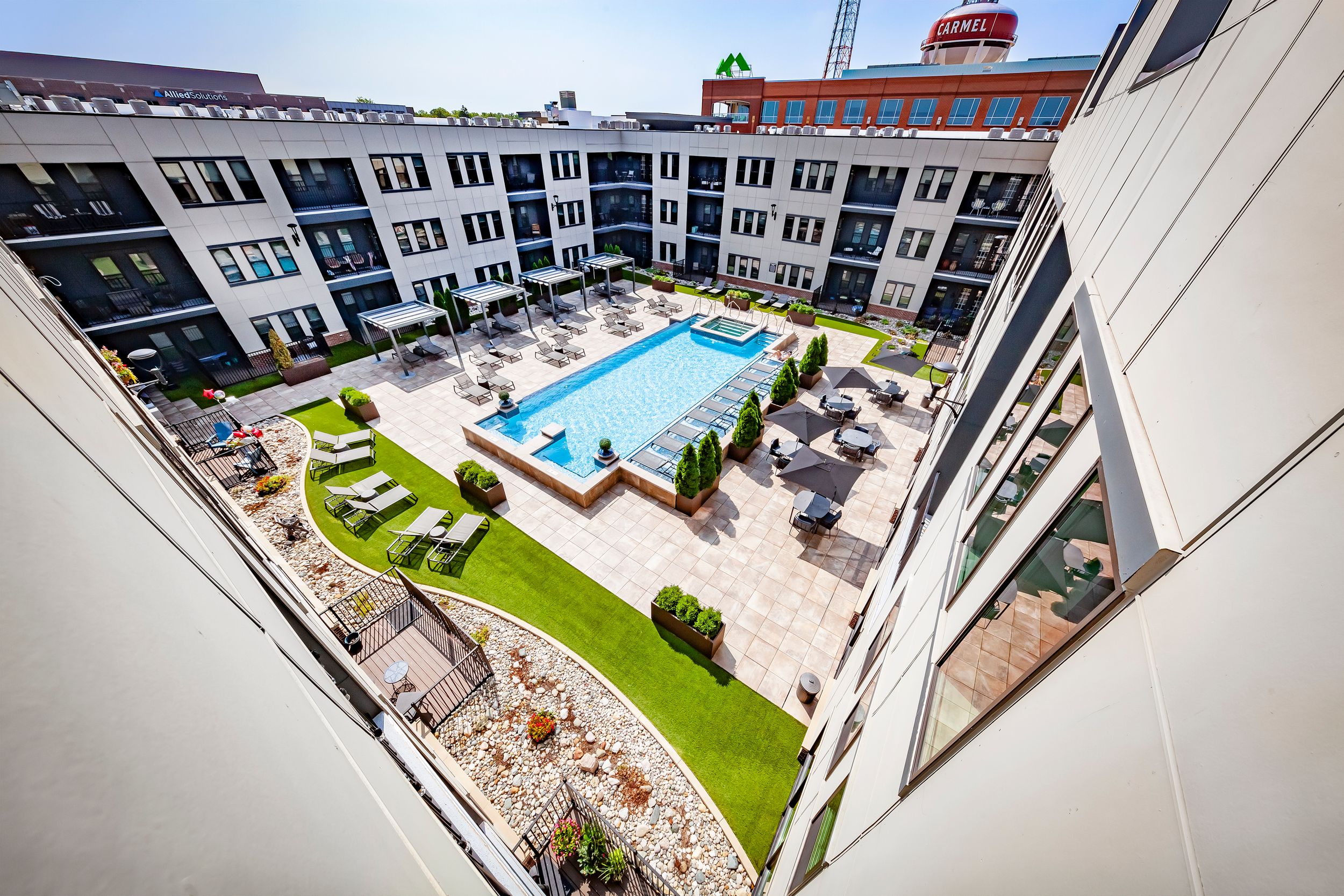 Sparkling Swimming Pool