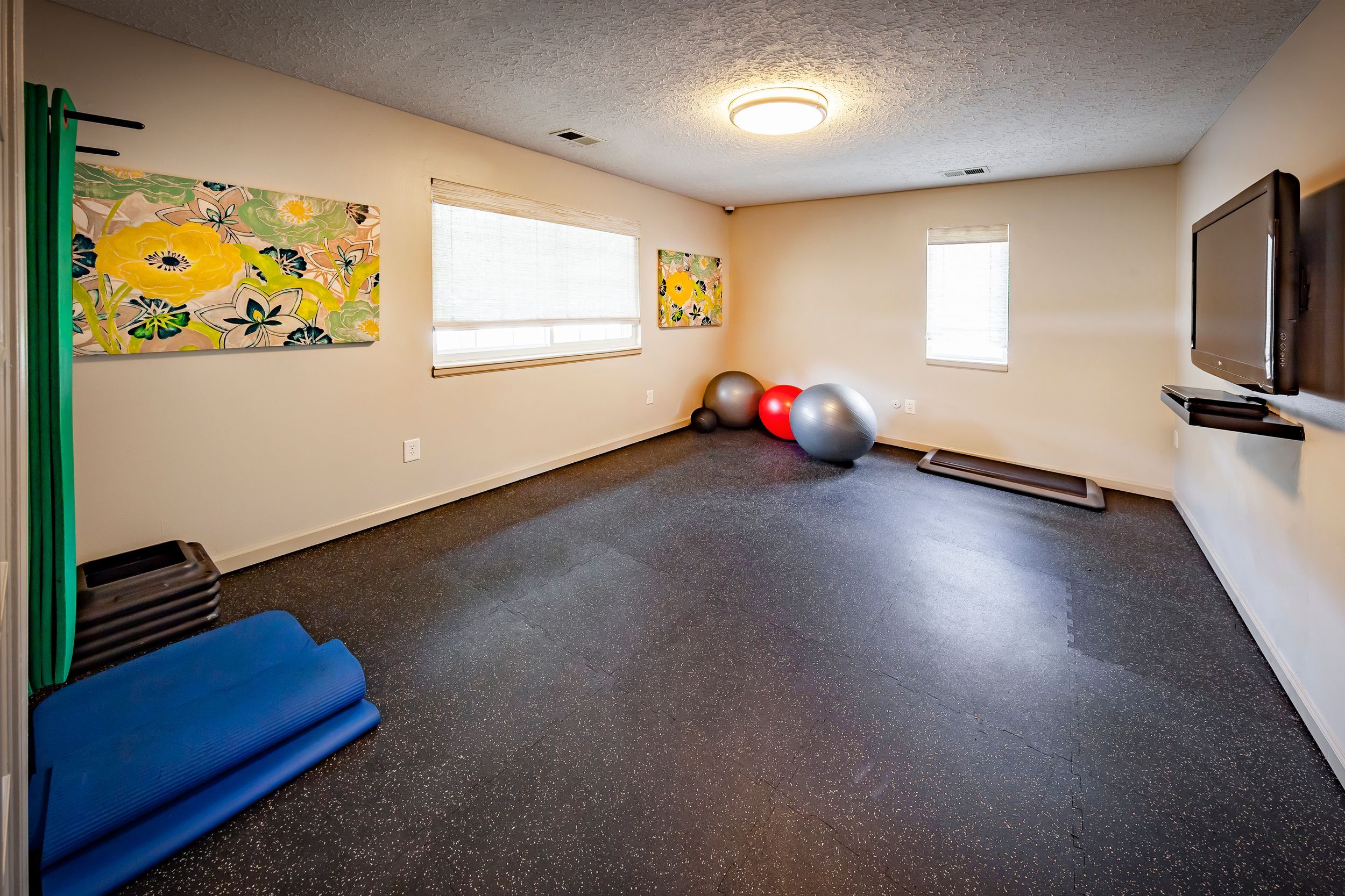 24-HR Fitness Center