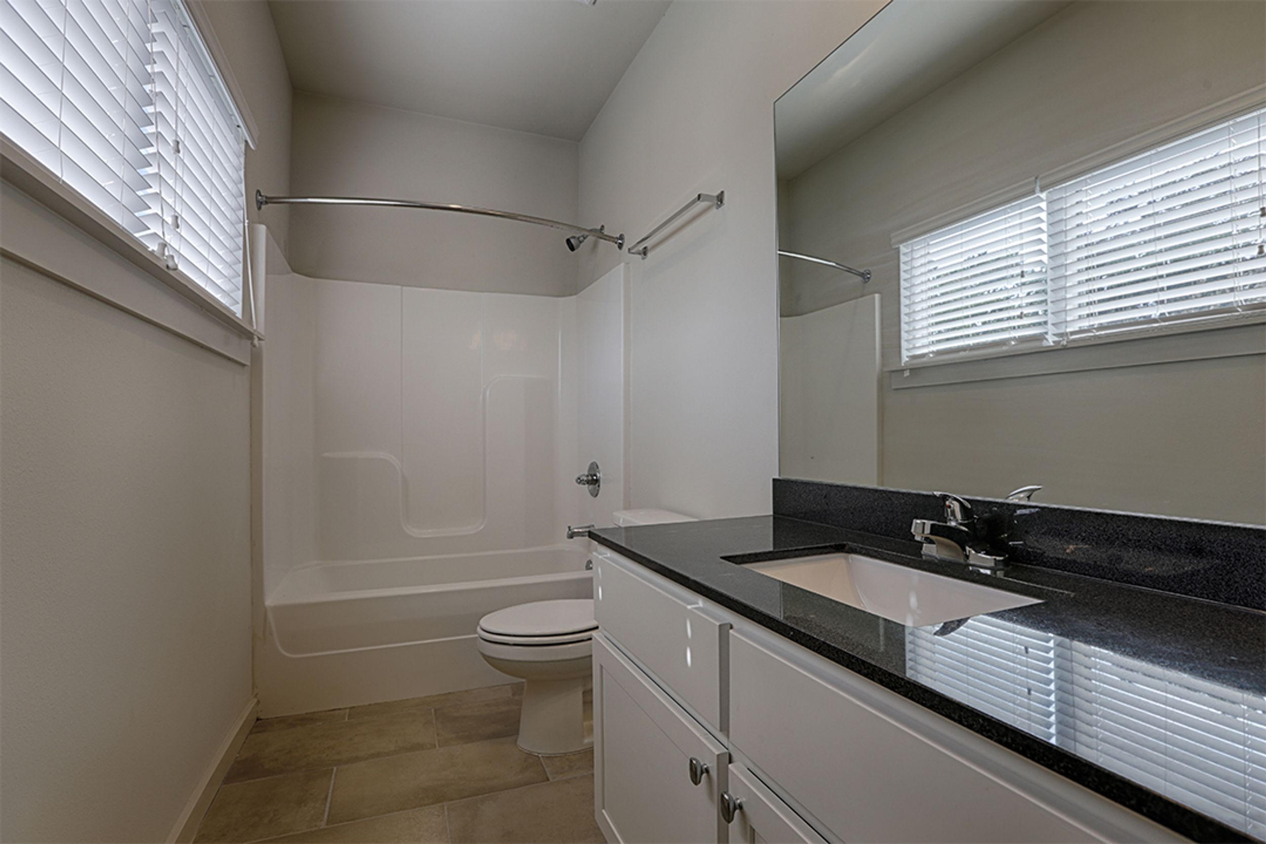 5x5 Highlands bathroom