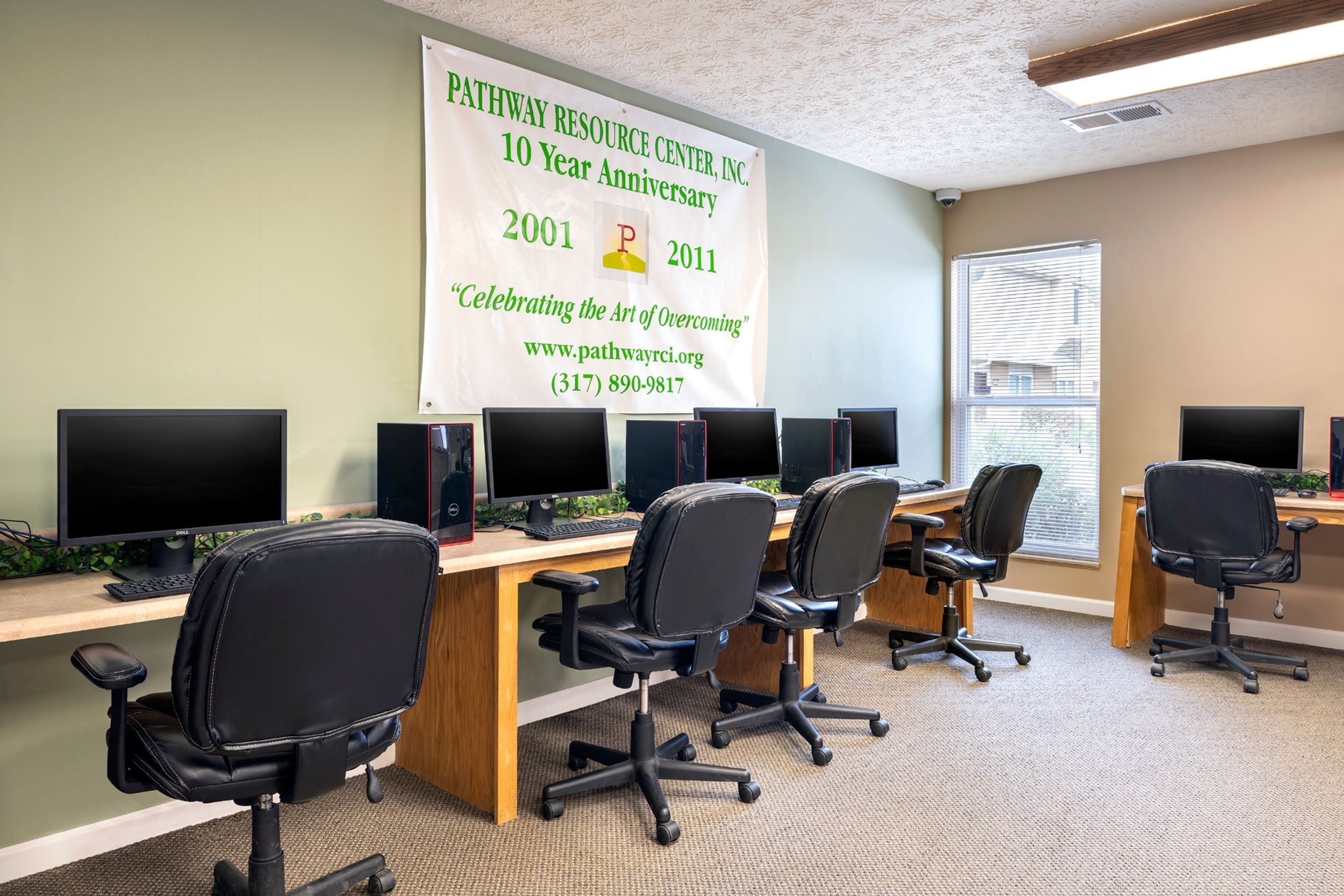 Amber Woods computer access