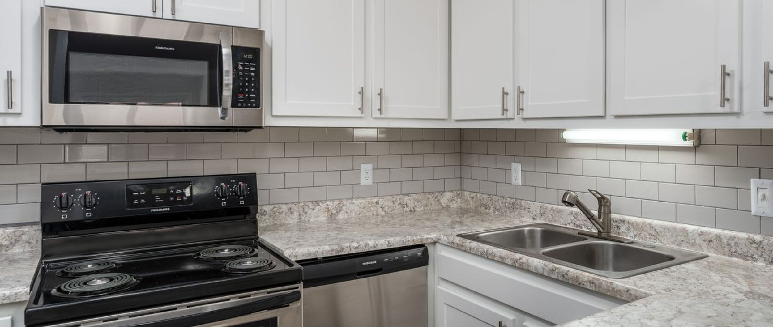 spec-1733890743303-512 B S Mendenhall Kitchen 2.jpeg