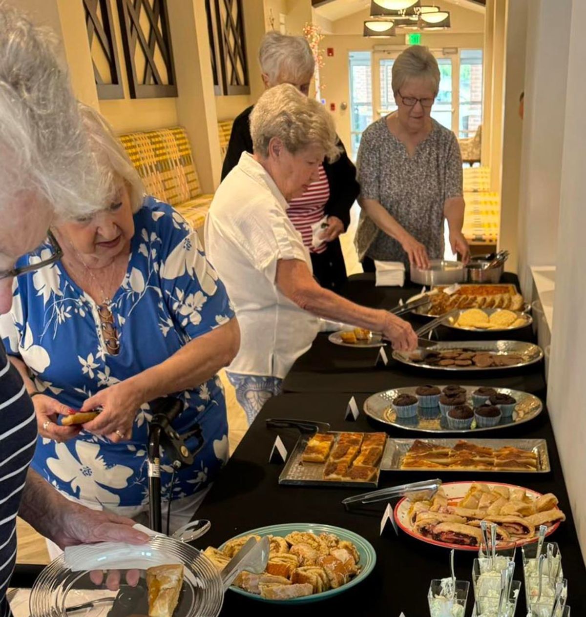 Seniors dining