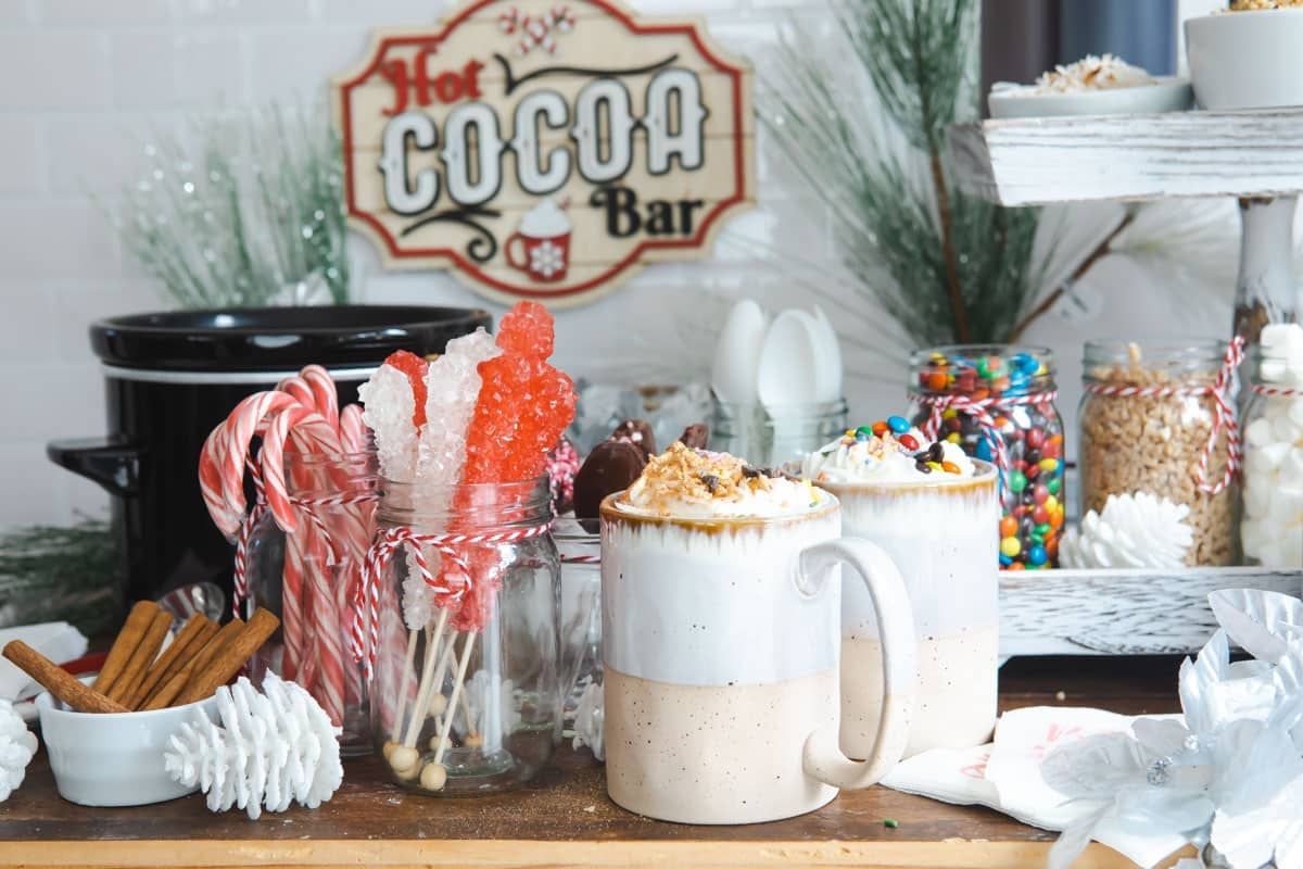 Hot Cocoa & Cookies Bar!