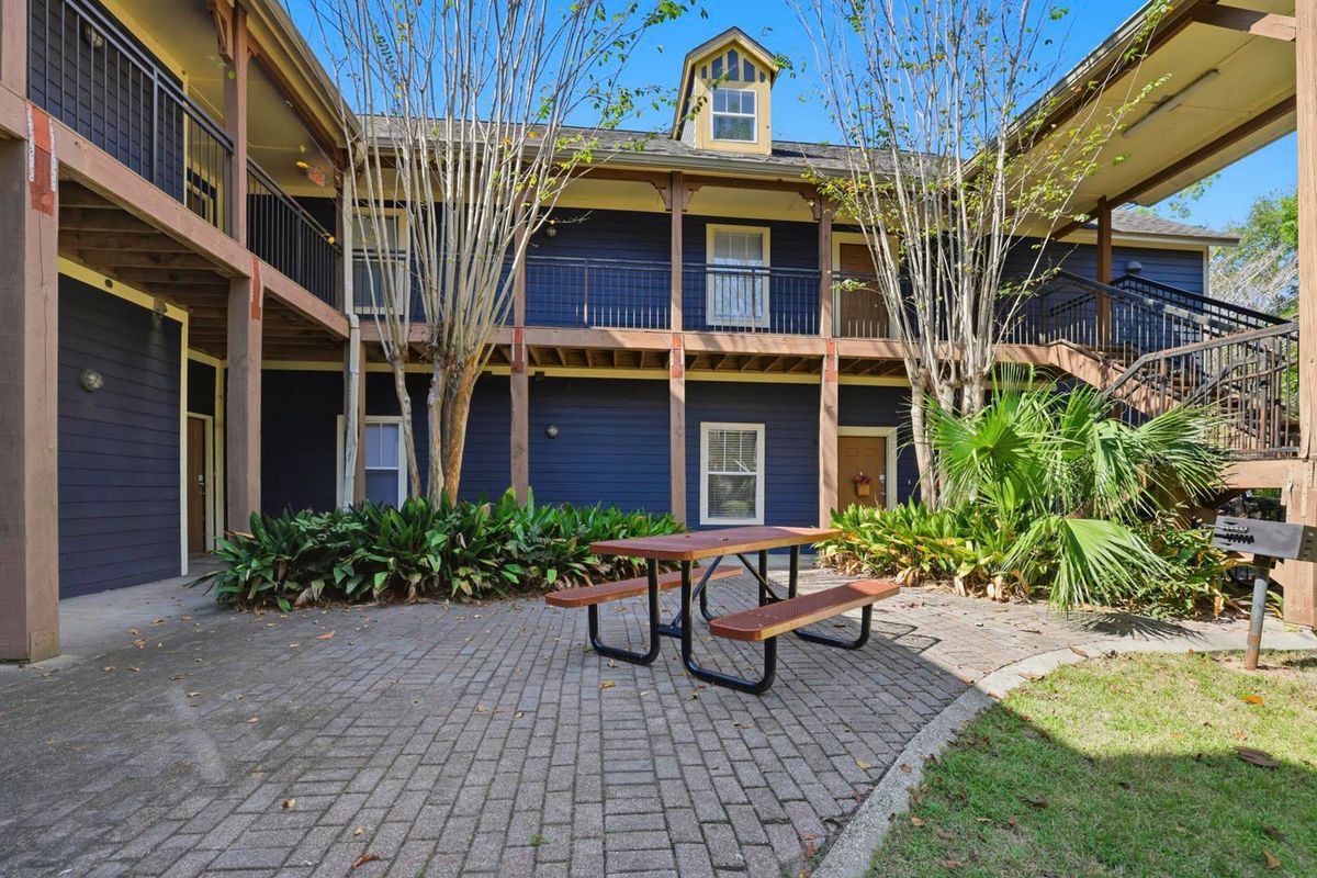 Stadium Place Courtyard